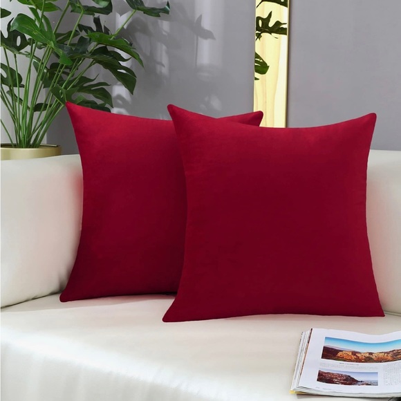2 / Red Velvet Pillow Covers 18x18 - Picture 1 of 1